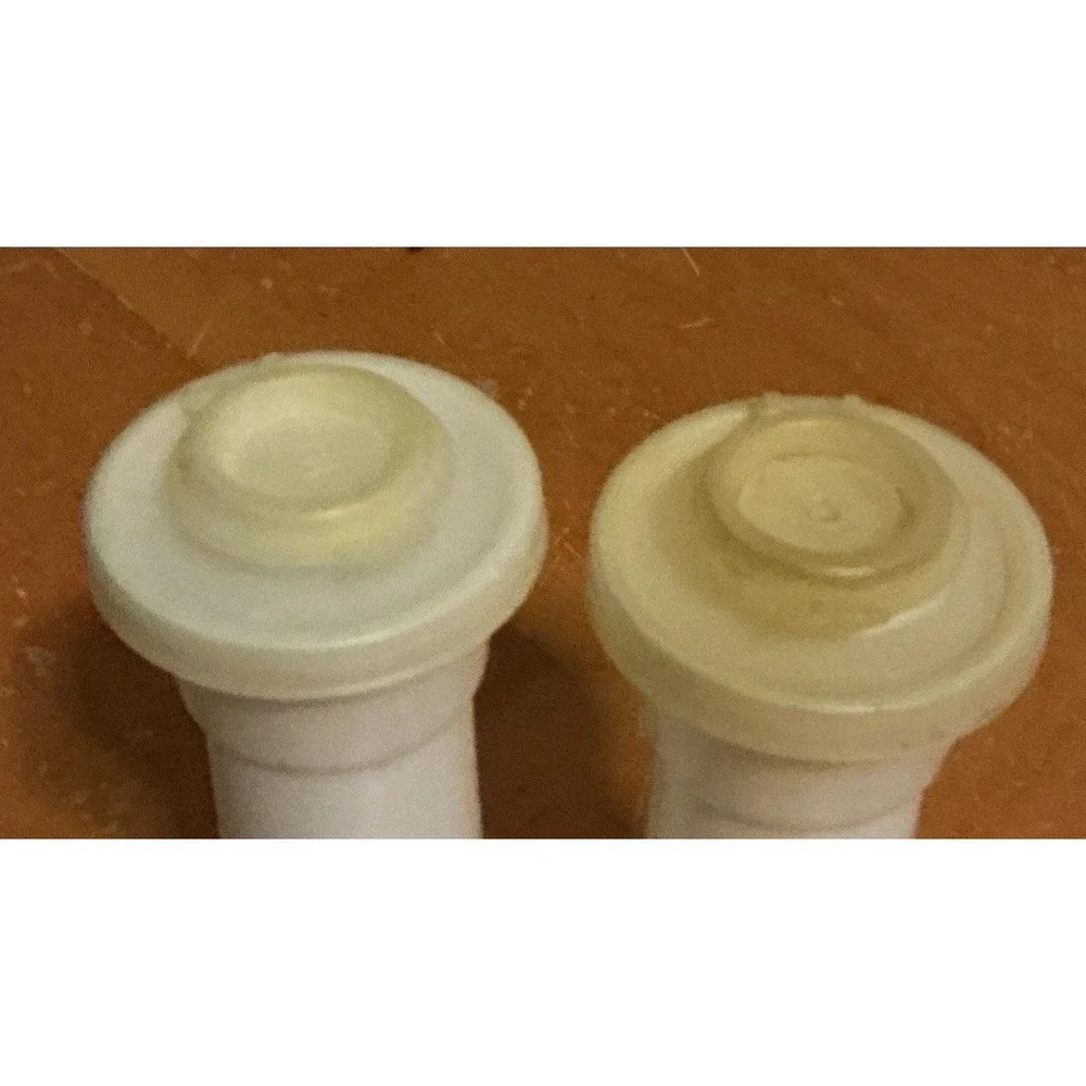 Vtg TUPPERWARE Hourglass Salt & Pepper‎ Shakers 6